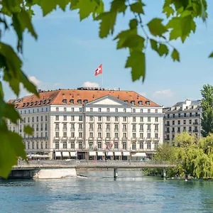 Hotell Four Seasons Des Bergues